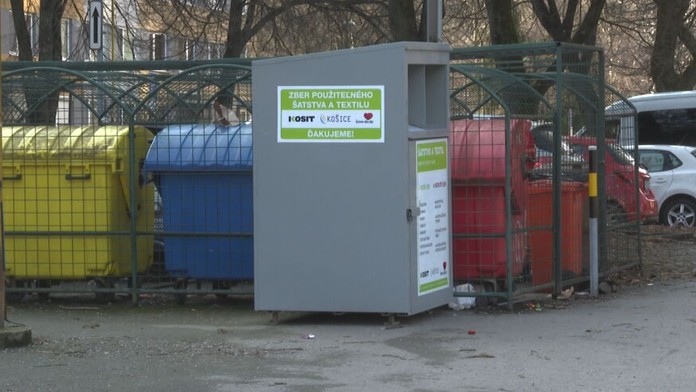 Ku kontajnerom na sklo či papier pribudli ďalšie. V Košiciach začali triediť aj použiteľný textil