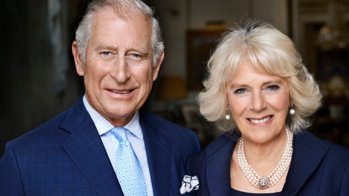 Nový oficiálny fotografický portrét princa Charlesa a vojvodkyne z Cornwallu.