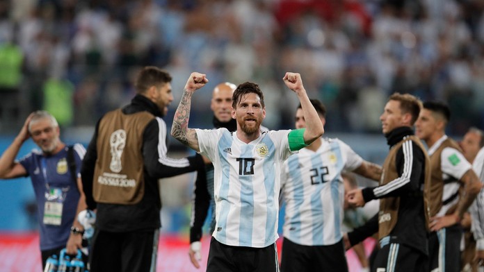 Kapitán Argentíny Lionel Messi oslavuje po dueli s Nigériou na MS 2018.