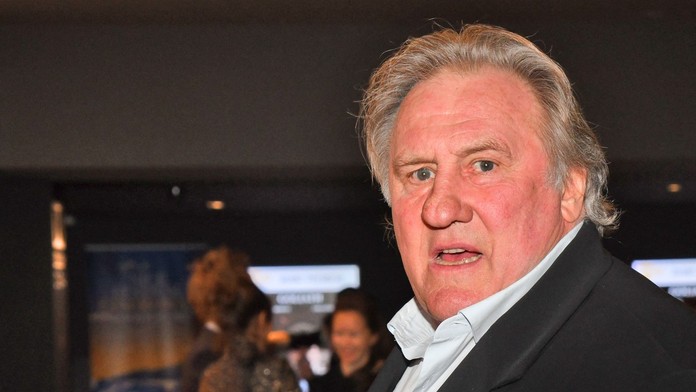 Herec Depardieu čelí ďalšej žalobe za sexuálne napadnutie