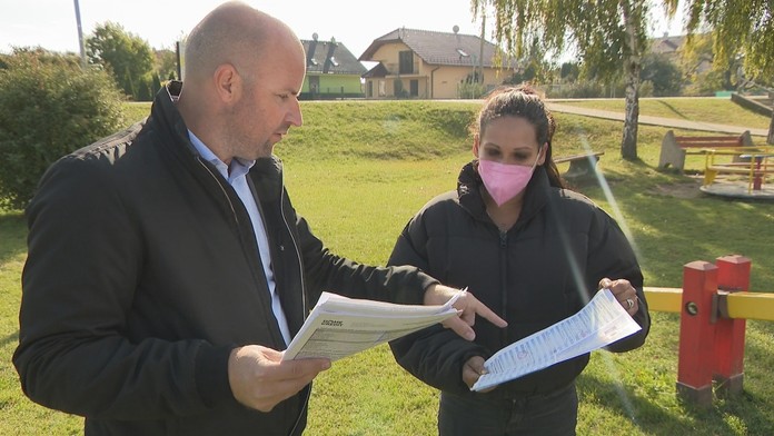Reportér Braňo Tomaga a pani Júlia.