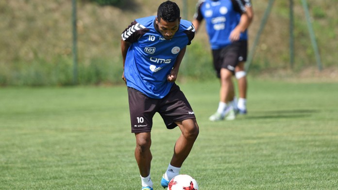 Hráč FK Senica Romulo Silva na tréningu.