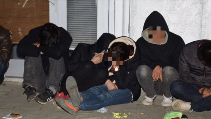 Zadržaní migranti