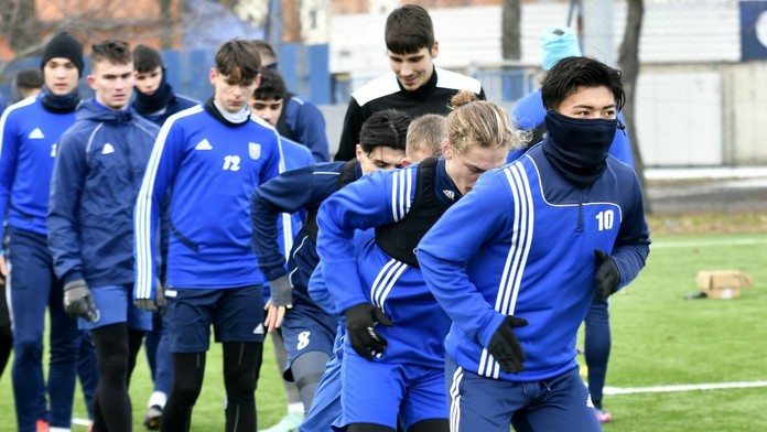 Hráči Michaloviec na prvom tréningu zimnej prípravy.