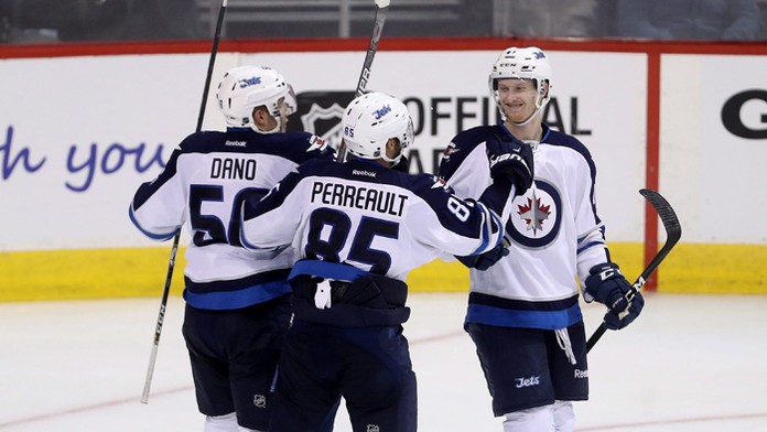 Winnipeg v zostave s Daňom zdolal Ottawu.