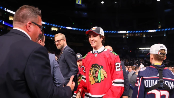 Škrty v NHL sa dotkli dvojice Slovákov. Chicago nedalo Mišiakovi šancu v žiadnom stretnutí
