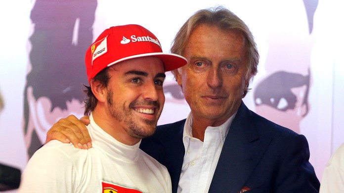 Luca Di Montezemolo pózuje s Fernandom Alonsom.