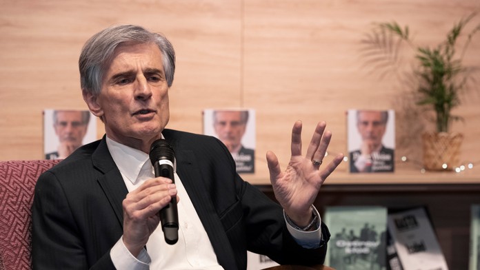 Peter Weiss