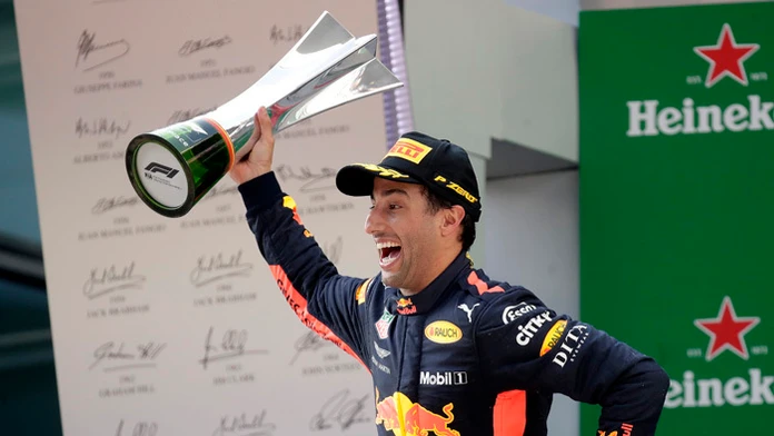 Daniel Ricciardo vyhral VC Číny.