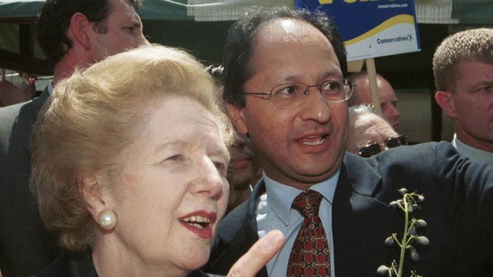 Shailesh Vara (na snímke vpravo)