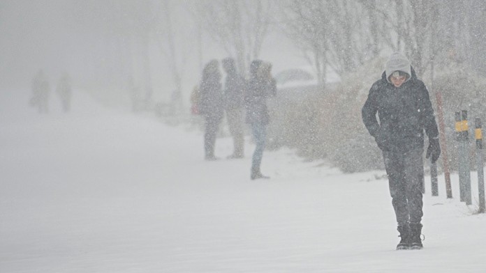 Sneženie v Bratislave.