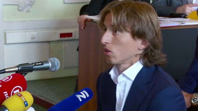 Hráč Realu Madrid Luka Modrič na súde v Osijeku.