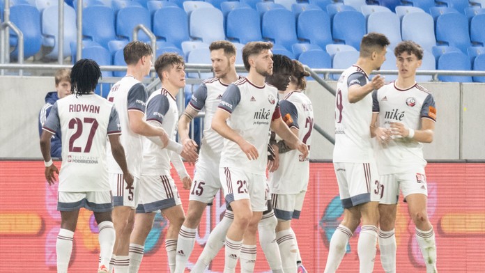 Slovnaft Cup: Podbrezová prekvapila Slovan a postúpila. Rozhodli dva rýchle góly v závere