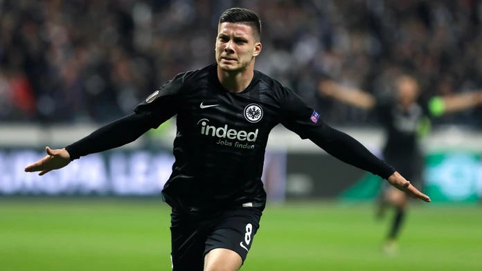 Pedro Rodrigez z Chelsea reaguje po prvom semifinále EL na pôde Eintrachtu Frankfurt.