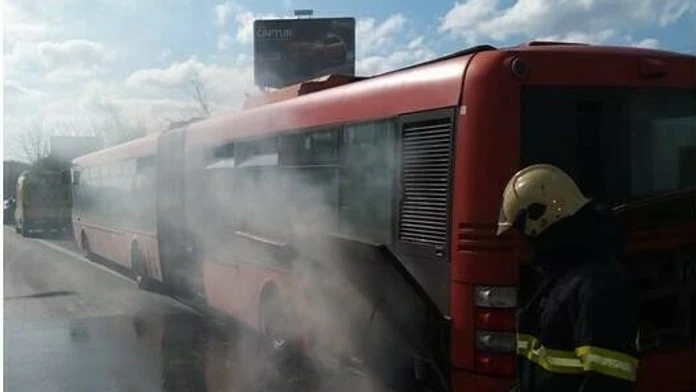 Horiaci autobus.