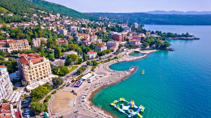 Chorváti si povedali dosť. Za častý zlozvyk hrozí turistom mastná pokuta