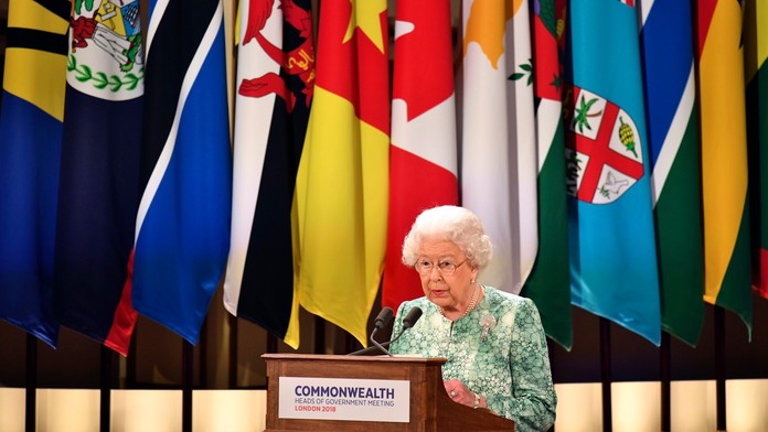 Britská kráľovná Alžbeta II. na stretnutí hláv štátov Spoločenstva národov 