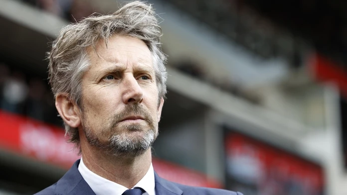 Van der Sar nie je v ohrození života, jeho stav je stabilizovaný