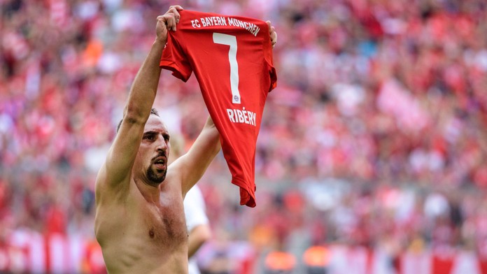 Keď odchádza legenda. Franck Ribéry ukončil profesionálnu kariéru