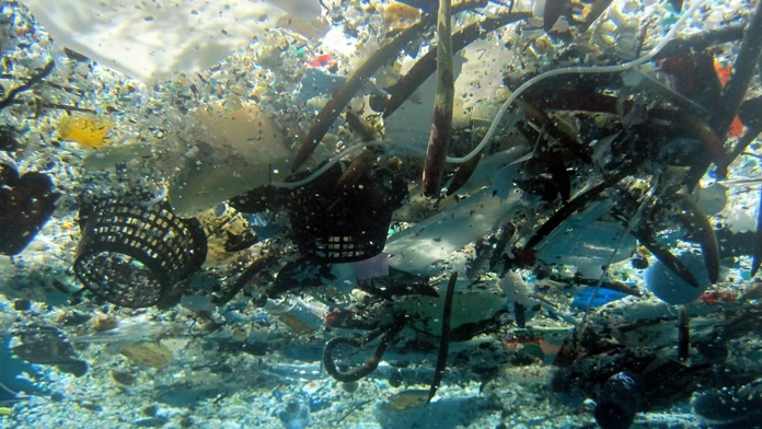Ocean_Plastics459561208002.jpg