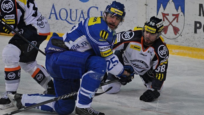 Radoslav Suchý (Poprad) a vpravo Peter Sojčík (Košice).
