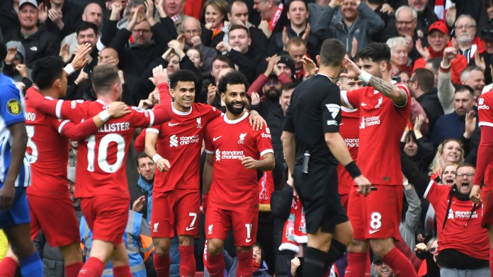 Liverpool splnil úlohu favorita. Pred Arsenalom ide do dvojbodového trháku