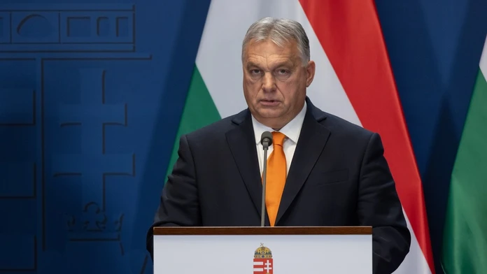 Maďarskí politici blahoželajú Pellegrinimu: Je to veľká výhra pre zástancov mieru v Európe, povedal Orbán
