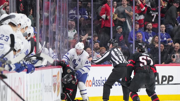 VIDEO: Gól príklepom do prázdnej bránky si vyžiadal reakciu. Podľa trénera Toronta bola primeraná
