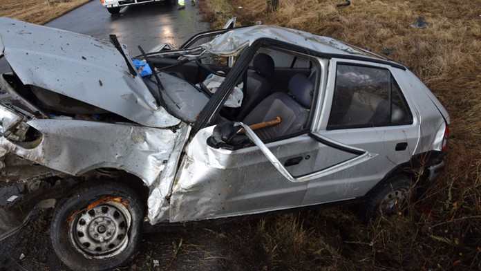 Nehoda auta v Zolnej, zomrelo po nej dvojmesačné dievčatko.