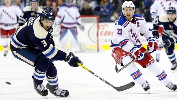 Hokejisti New Yorku Rangers si zaistili účasť v play off zámorskej NHL.