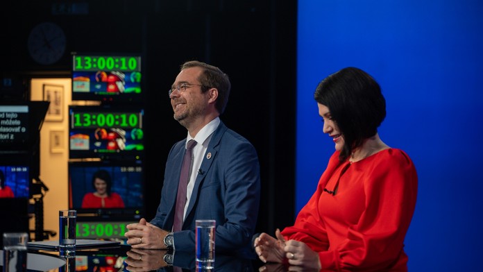 Išli by ste radšej na obed s Ficom, alebo Matovičom? Odpoveď Jany Bittó Cigánikovej na divácku otázku vás pobaví