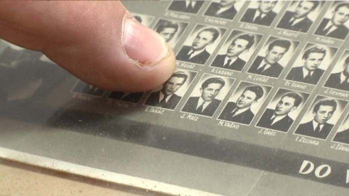 Stredoškolské tablo exprezidenta Michala Kováča.