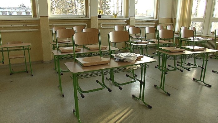 Toxická škola v Piešťanoch