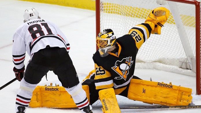 Marián Hossa skóroval proti Pittsburghu desiatykrát v sezóne a 474.-krát v kariére v NHL.