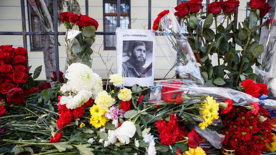 Mala ho zabiť, no nedokázala to. Za Fidelom Castrom smúti aj jeho milenka
