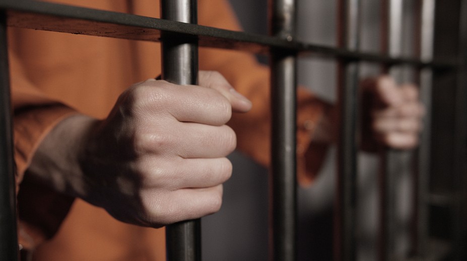 Pri väzenskej vzbure zahynulo najmenej 60 trestancov, viacerých sťali