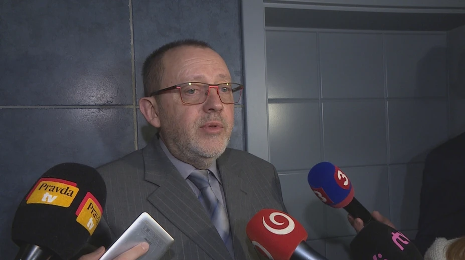 Námestník generálneho prokurátora v prípade V. Pčolinského kritizuje to, čo údajne sám praktizoval