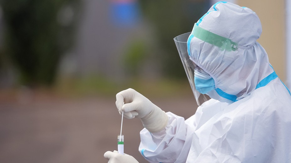 Hrozivé počty pozitívnych na COVID-19. V obci Krásnohorské Podhradie platí mimoriadna situácia