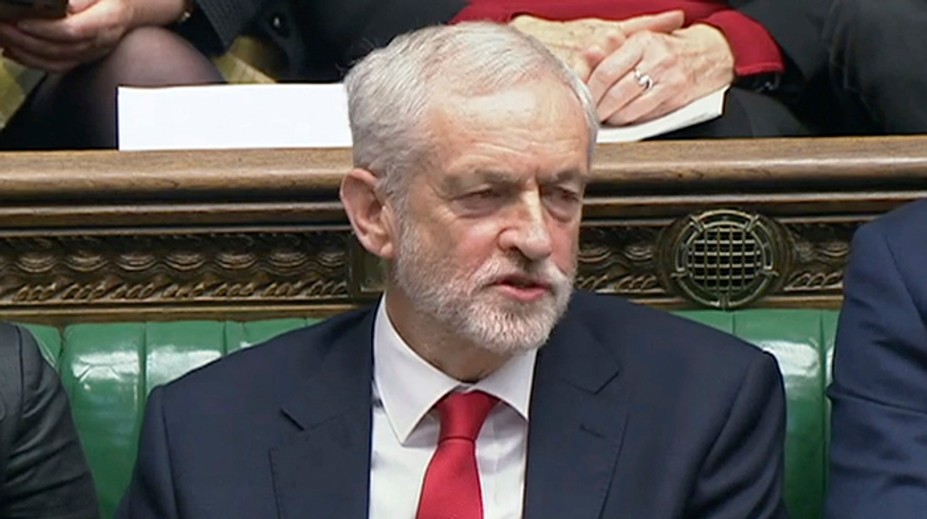 Siedmi britskí poslanci vystúpili pre prístup k brexitu z Labouristickej strany