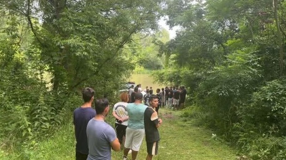 Na rieke Hron sú nasadení riečni policajti aj hasiči. Telá dvoch bratov stále nenašli