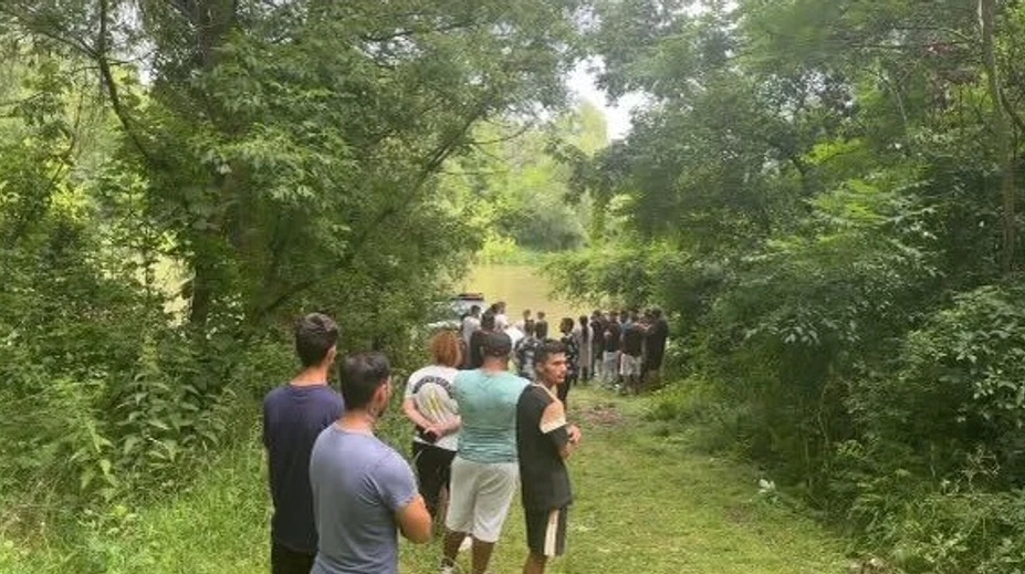 Na rieke Hron sú nasadení riečni policajti aj hasiči. Telá dvoch bratov stále nenašli