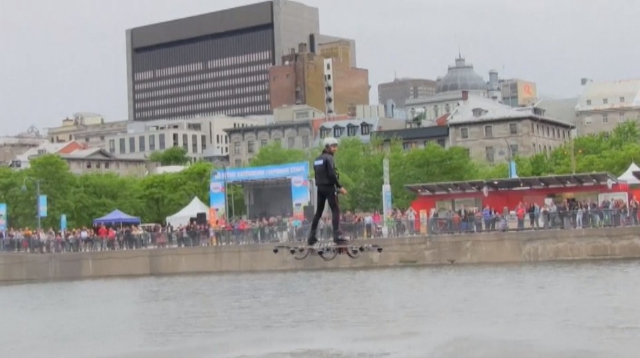 Splnený sen. Kanaďan preletel ponad rieku