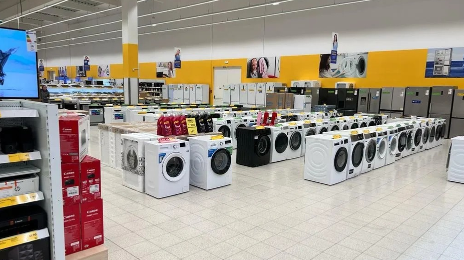 Nejasnosti okolo konca známeho elektro reťazca. Hlási zatváranie predajní, v skutočnosti to môže byť inak