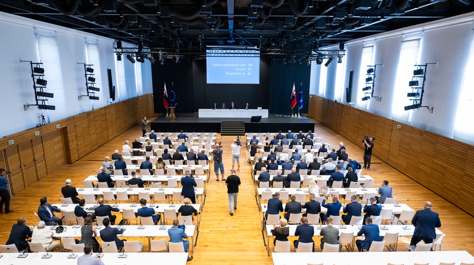 Mimoriadnu schôdzu Národnej rady k zavedeniu kontrol na hraniciach neotvorili ani na posledný pokus
