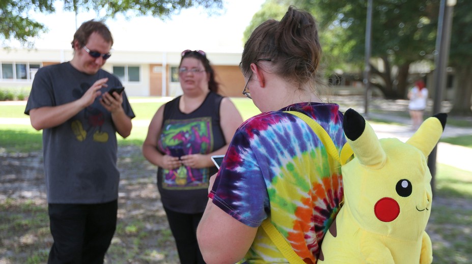Šialenstvo pokračuje, kvôli pokémonom sú ľudia ochotní riskovať aj život