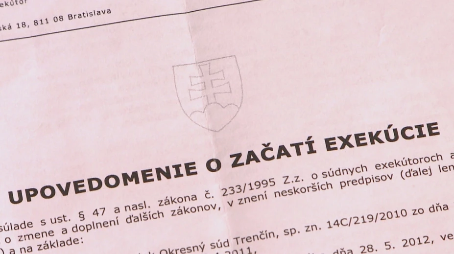 Vláda chce meniť pravidlá exekúcie. Zadĺženým Slovákom ostane viac v peňaženke