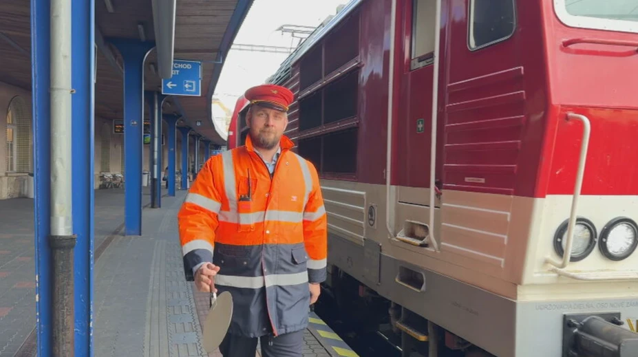 Hroziace štrajky nebudú. Zamestnanci štátnych železníc si vybojovali vyššie platy i lepšie podmienky