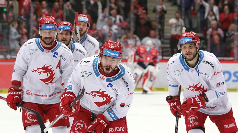 Liga majstrov: Slováci režírovali víťazný obrat Třinca. Z triumfu sa tešil aj Studenič
