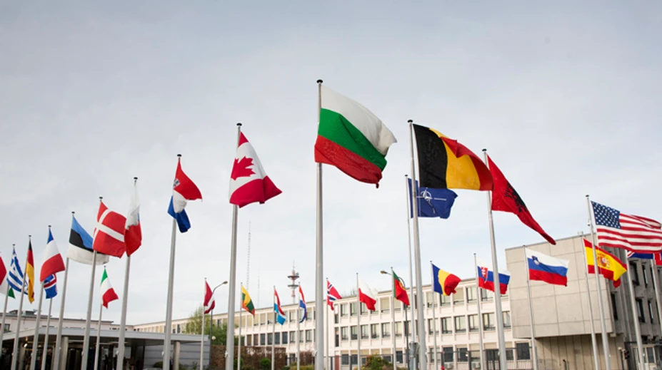 Do Európy dorazila prvá zásielka inteligentných bômb z USA