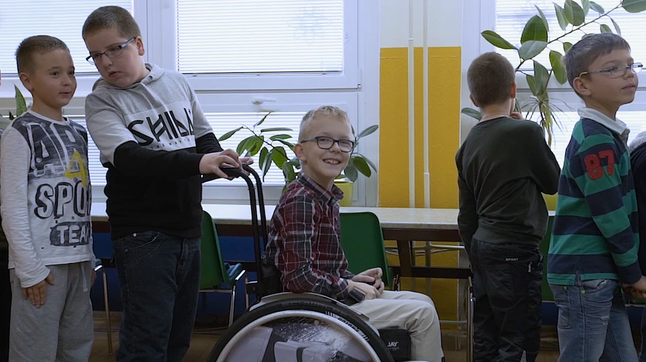 Matthiasko by rád doštudoval normálnu základnú školu. Bez pomoci to však nedokáže